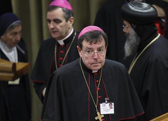 Participants of the Synod of Bishops for the Middle East (CNS photo/Paul Haring)