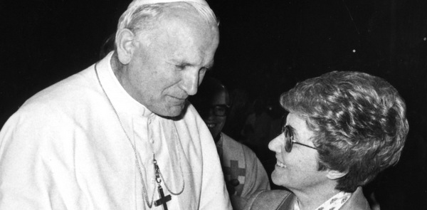 CHIARA LUBICH PICTURED WITH POPE JOHN PAUL II IN 1982