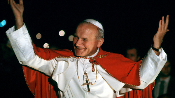 POPE JOHN PAUL II GESTURES DURING 1980 VISIT TO PARIS