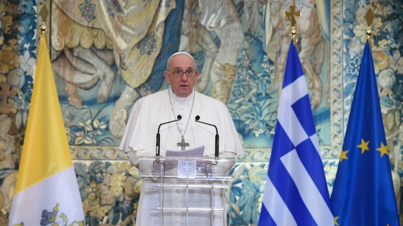 Pope Francis in Greece: Meeting with authorities, civil society, and the diplomatic corps
