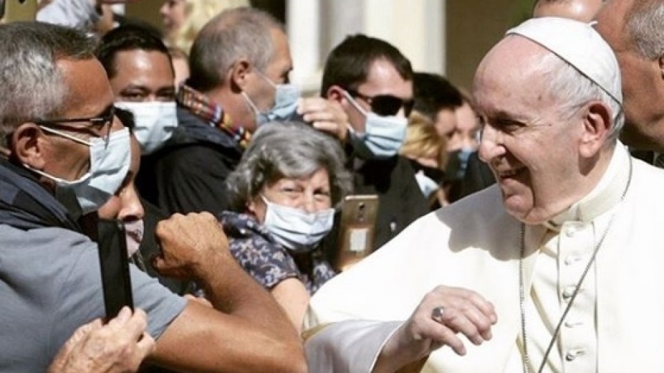 教宗公開接見:以具體的關懷行動重建後疫情時代的社會| 鹽+光傳媒