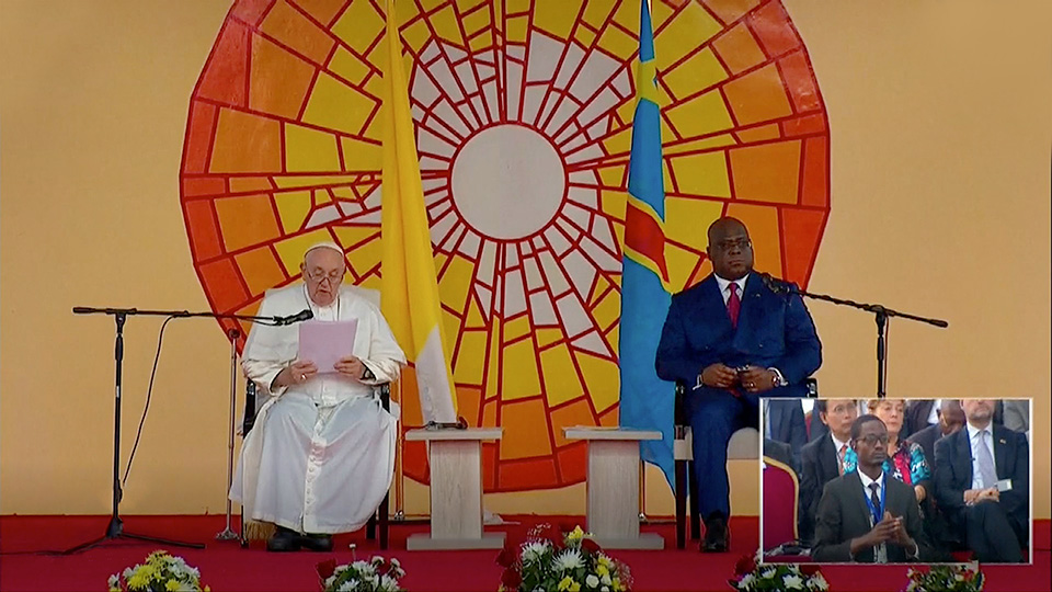 教宗於剛果首都金沙薩「國家宮」花園與民政當局、公民社會和外交使團會面