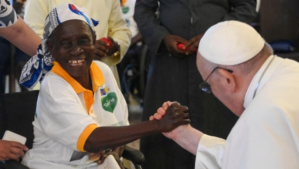 教宗在剛果會見天主教慈善機構的代表