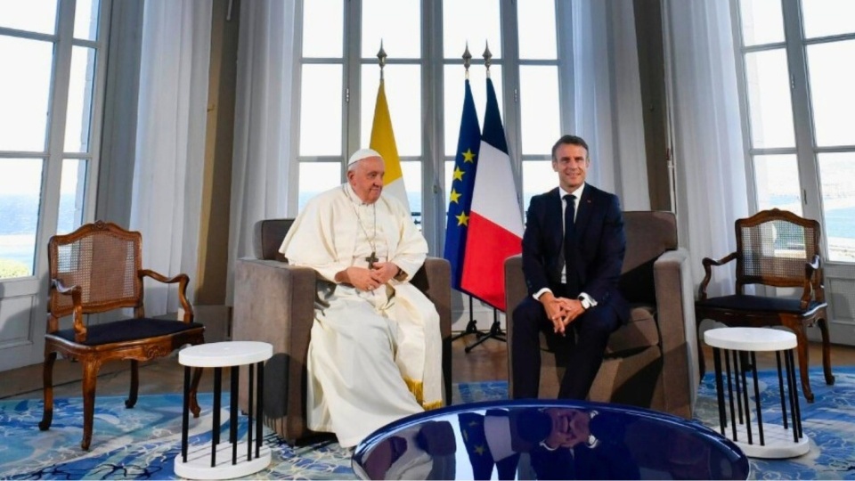 教宗會見法國總統馬克龍