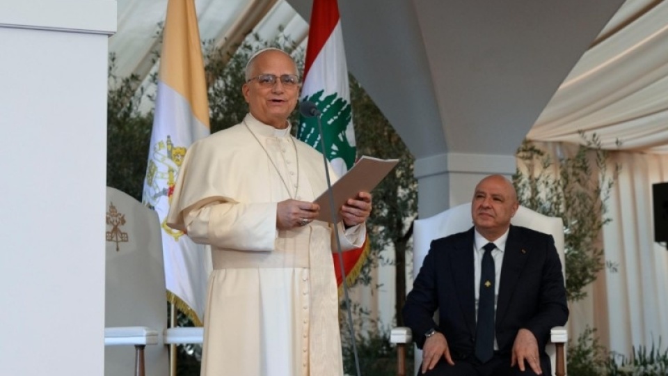 教宗結束首次國際牧靈訪問，敦促選擇和平之道