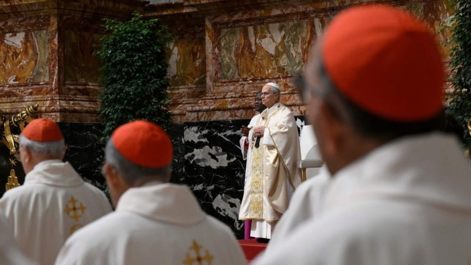 非常務御前會議：教宗與樞機們在聖伯多祿大殿舉行彌撒