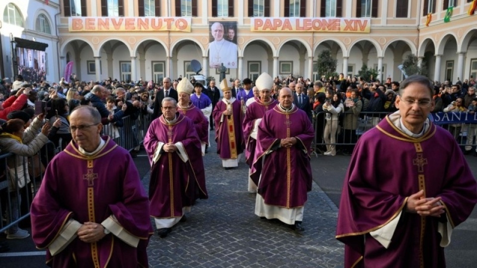 教宗良十四世在羅馬耶穌聖心大殿主持四旬期第一主日彌撒